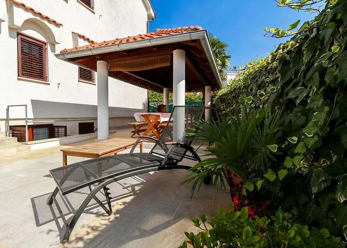 Katarina K ゲストハウス 3*