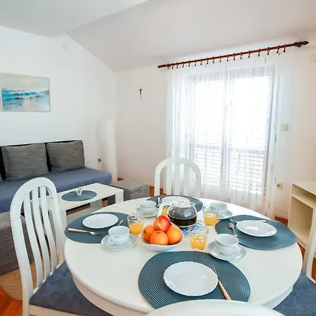 Guest house Katarina K 3*